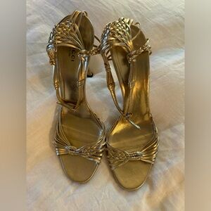 Vintage Gucci Tom Ford Era Gold sandals sz 10 Firm